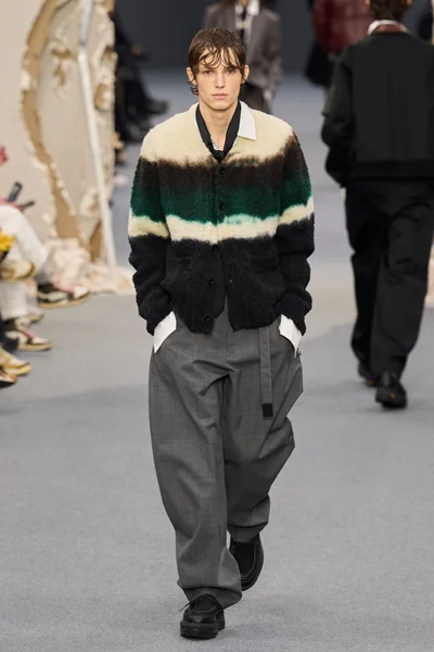 Look 23